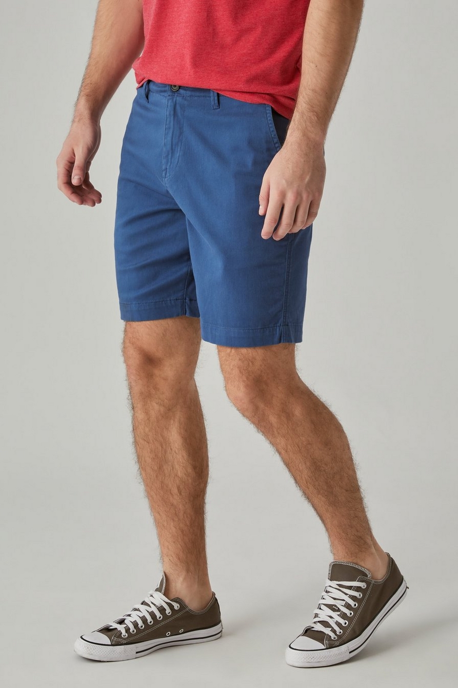 11" stretch twill flat front short